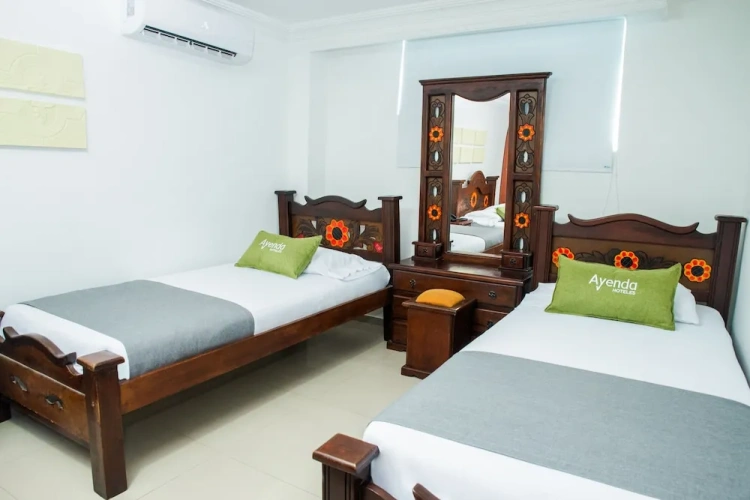 Standard Twin room