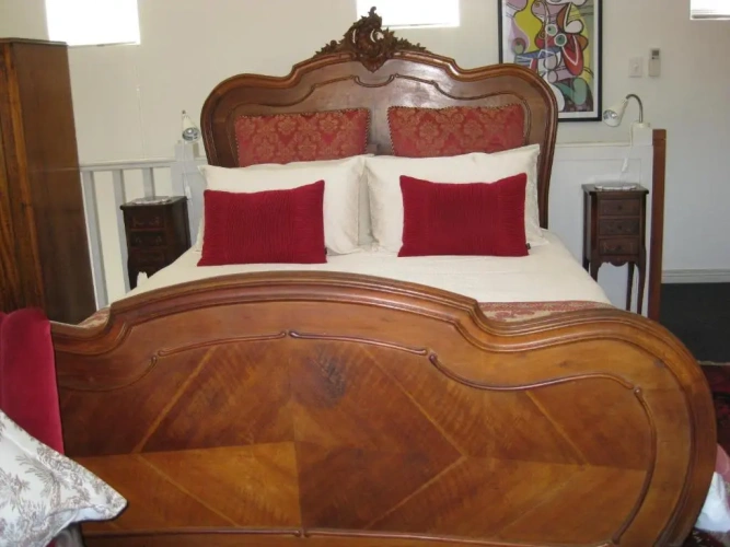 Deluxe Double Suite with harbour view