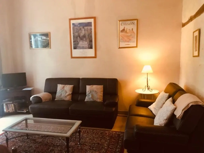 2 Bedrooms Cottage