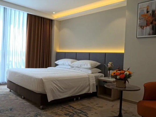 Deluxe Double room with city view