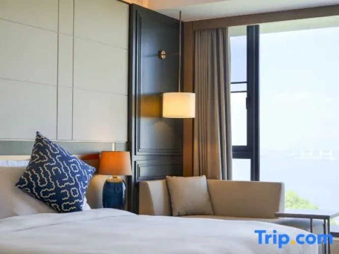 Deluxe Twin room with river view