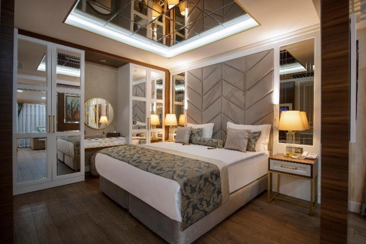 Standard Double Suite