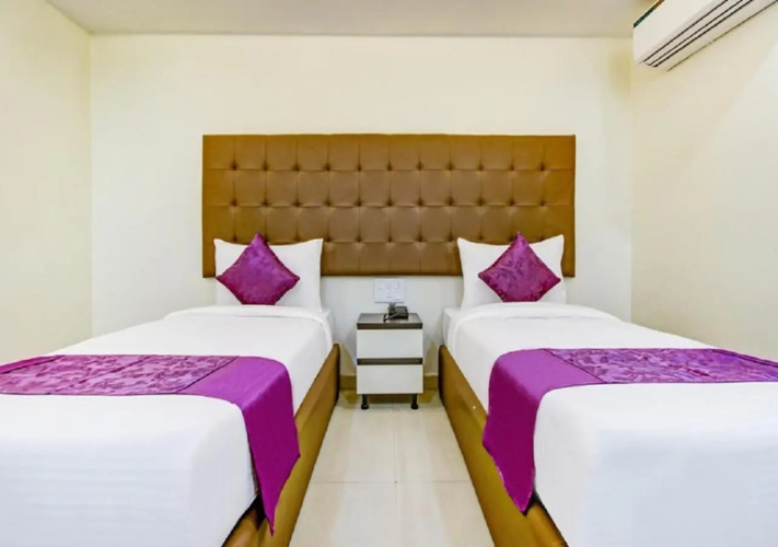 Hotel Mavens Orange Gurgaon