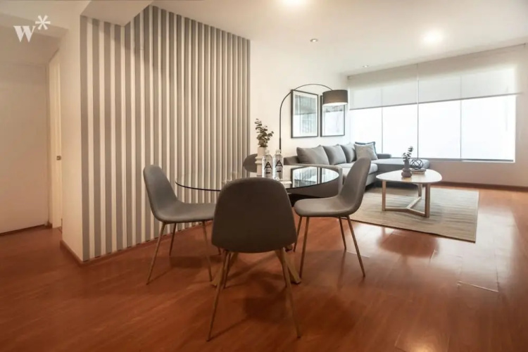 w Sleek 2BR in Miraflores