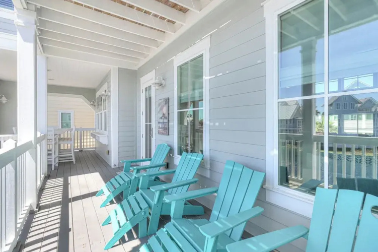 Beached Inn 236 BE