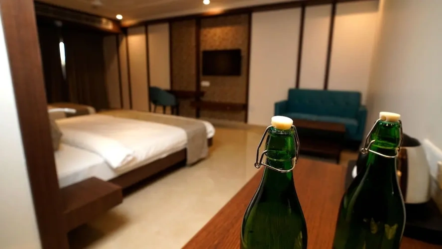 Standard Triple room