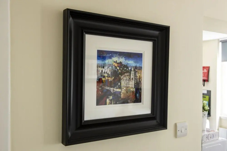 Stunning Studio Apartment Castle View
