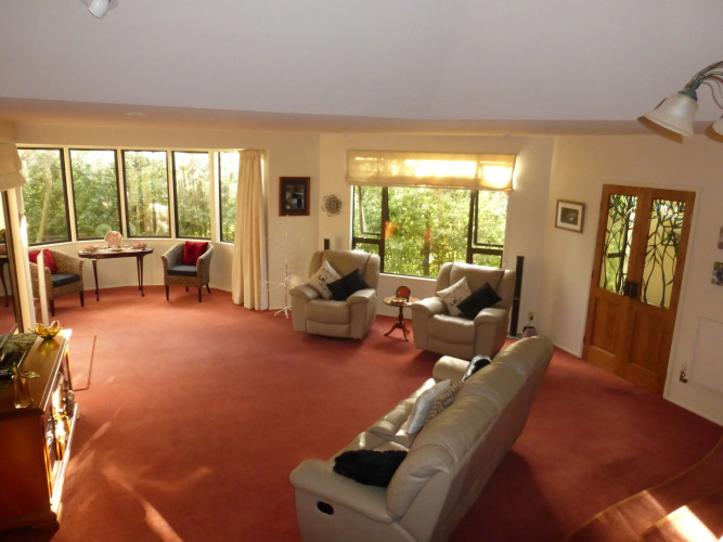 Oamaru House Bed and BreakfastOver view