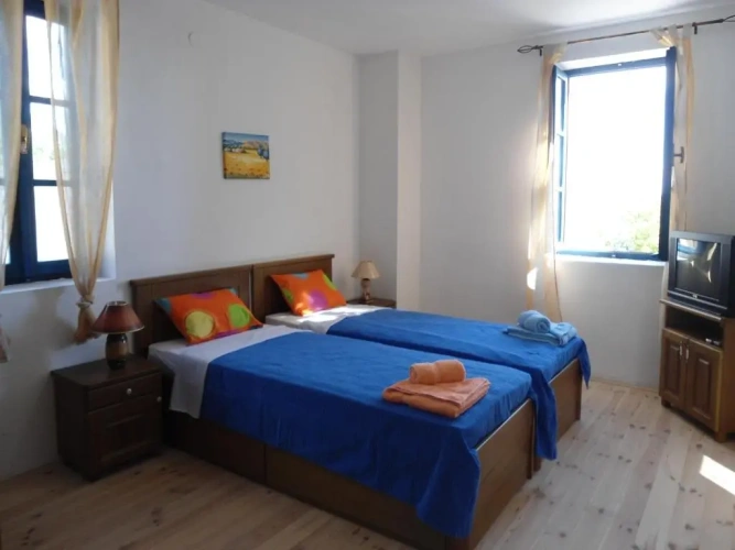 Standard Twin room with sea view