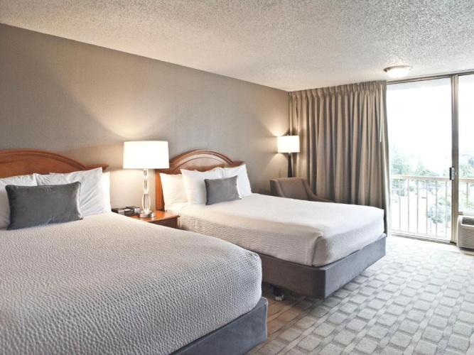 Deluxe Quadruple room