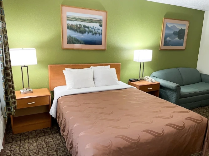 Comfort room