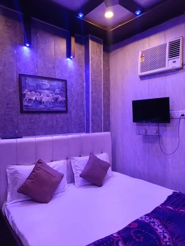 Deluxe Double room with city view