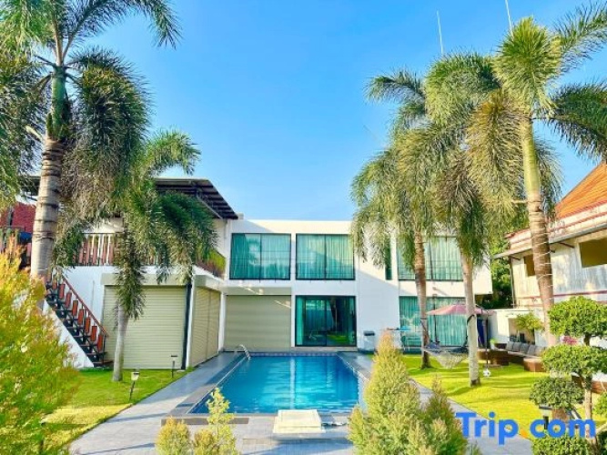 The White House Kamala Phuket