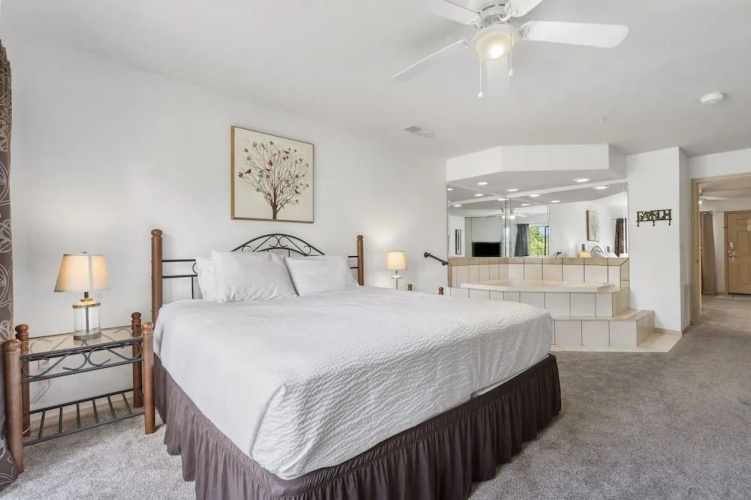 Swansons King Suite - 1.5 Miles From Branson
