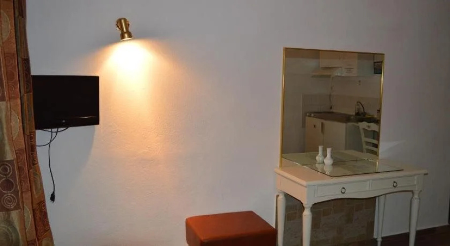 Angeliki's Apartments