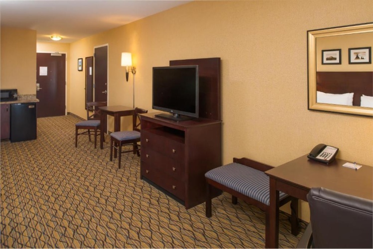 Quadruple Suite