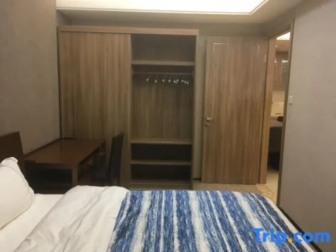 Deluxe Suite with garden view
