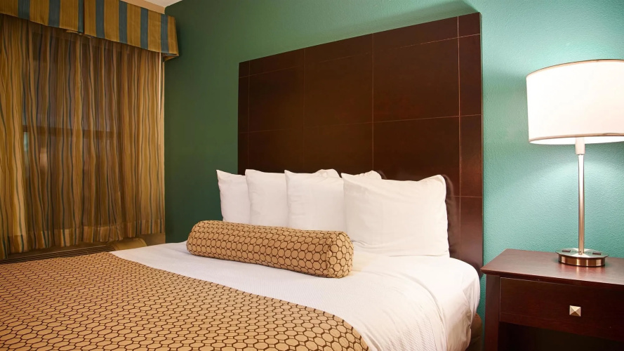 Best Western Plus Lonoke Hotel