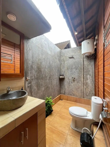 Ngesil Private Joglo and Pool