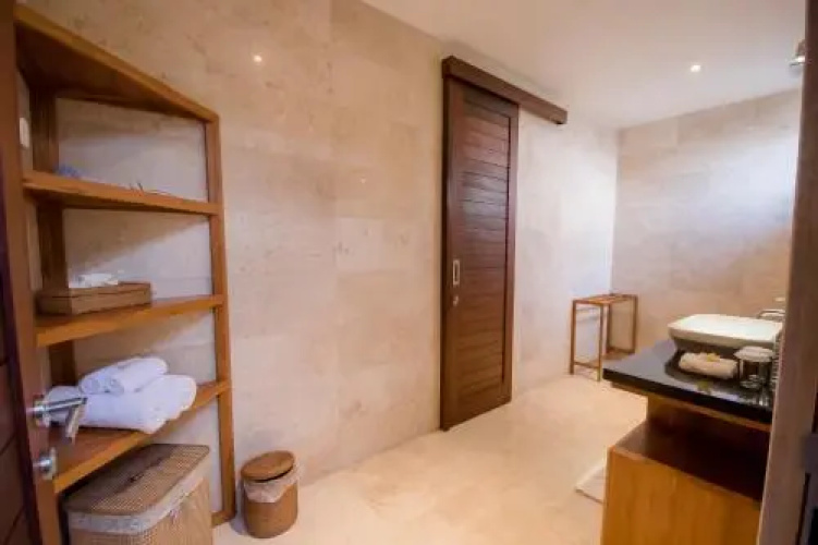 Aurelia Villa 2