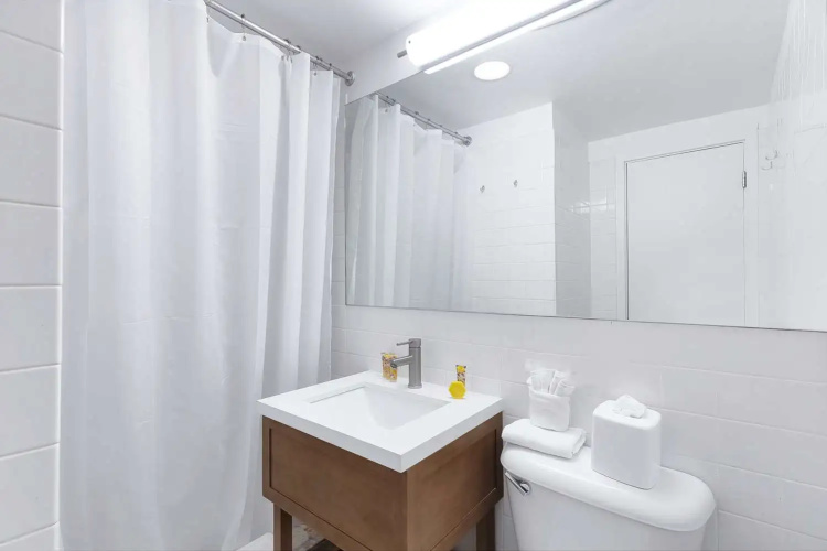 Townhouse Hotel