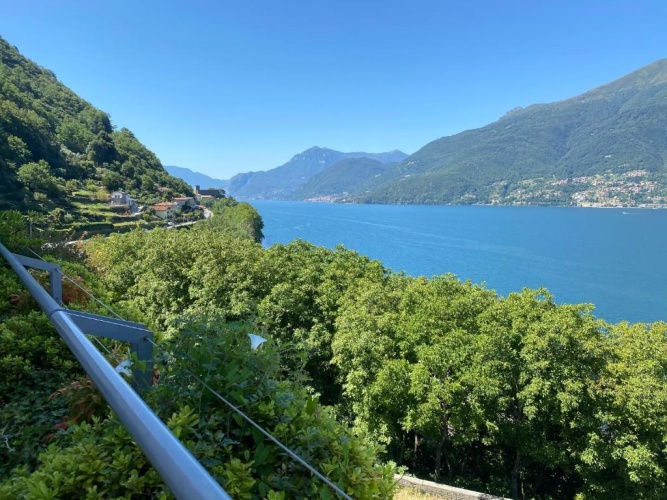 2 Bedrooms Double Duplex Apartment with lake view