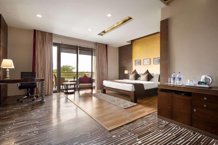 Double Suite