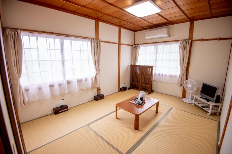 Bed in Dorm (male dorm)