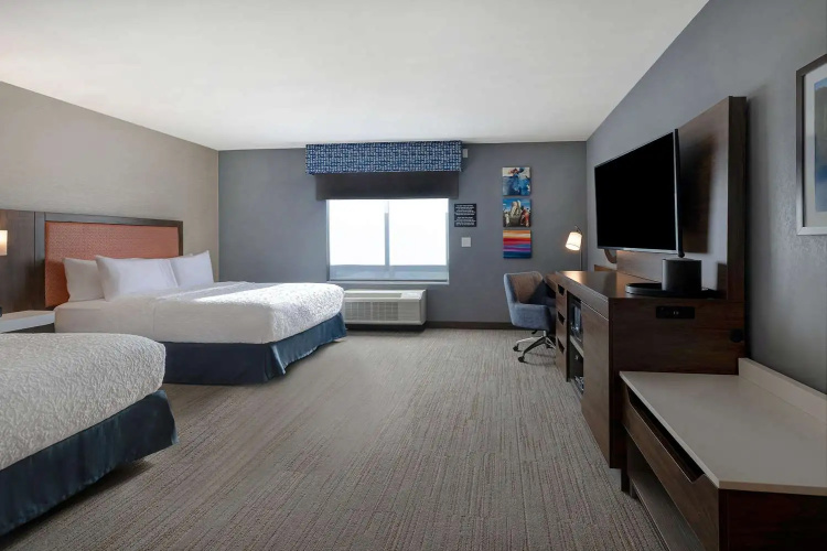 Hampton Inn by Hilton Crown Point