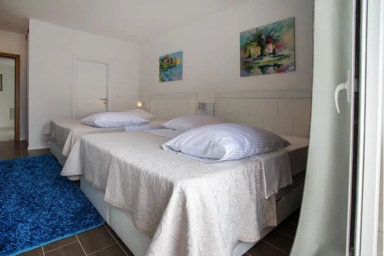 Luxury Quadruple room