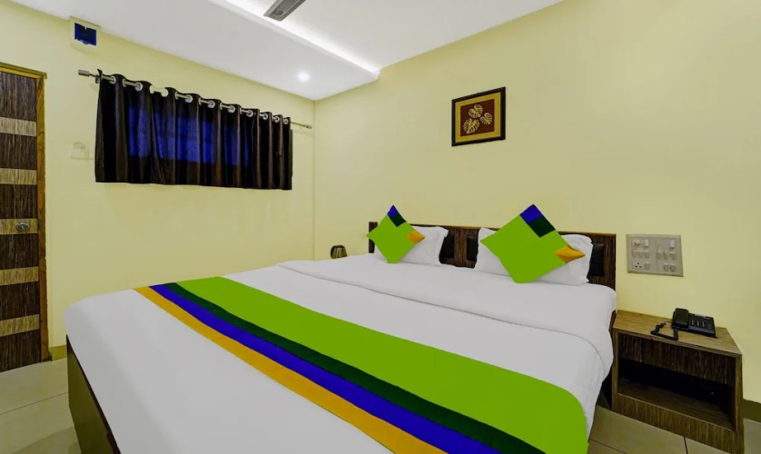 OYO 19321 Hotel Surya Comforts