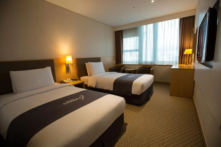 Superior Twin room
