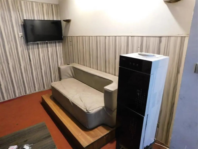 A-One Hotel
