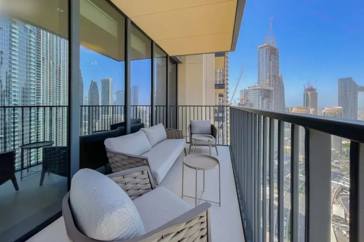 Luxury Skyscraper in the Heart of DT