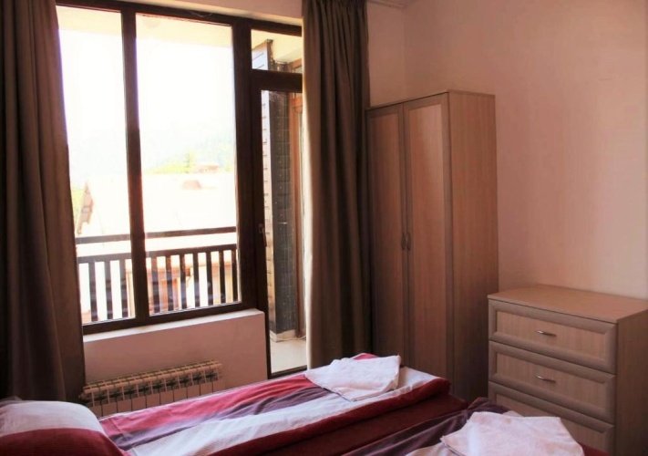 1 Bedroom Apartment with balcony