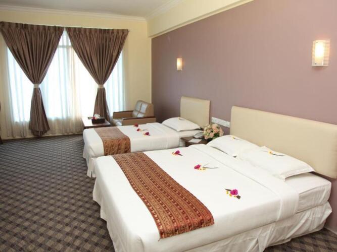 Zabu Thiri HotelOver view