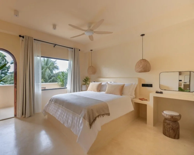 Isla Retreat
