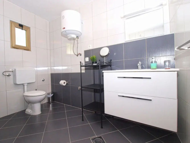 Apartment 1401