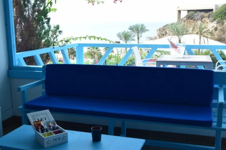 CFlow Beach Resort
