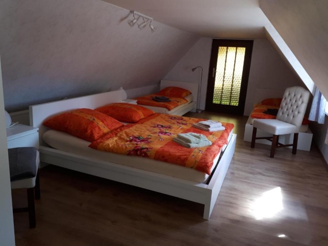 3 Bedrooms Cottage