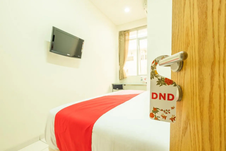 OYO 818 Micasa Residence