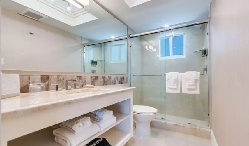 Standard room with bay view