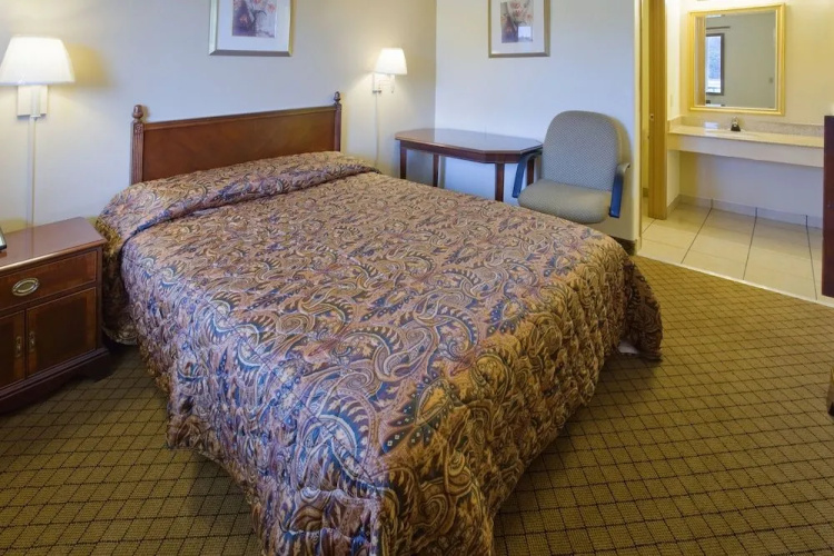 Regal Inn