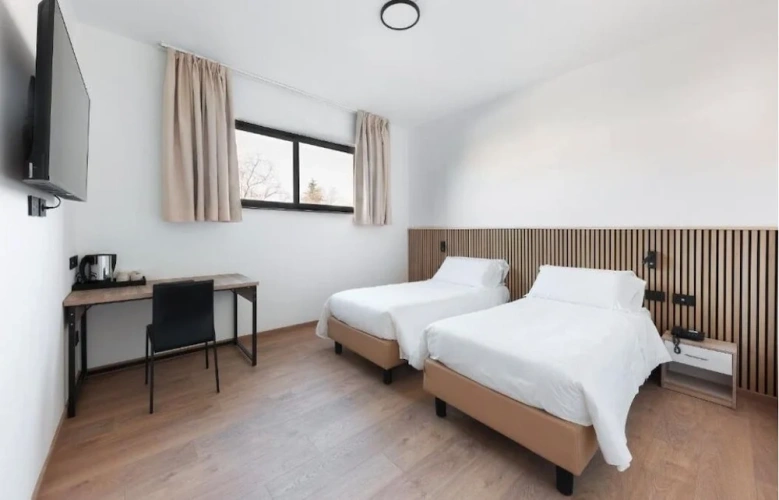Classic Twin room
