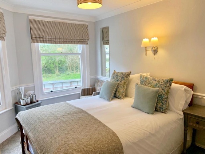 Standard Double room with land view