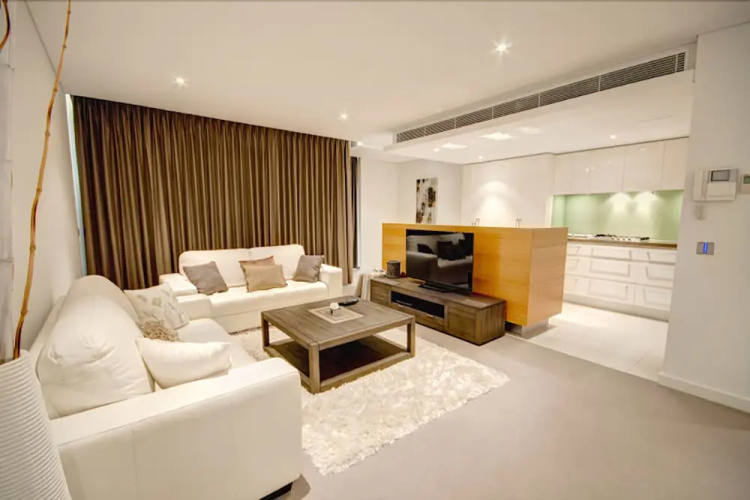 Bayview 608