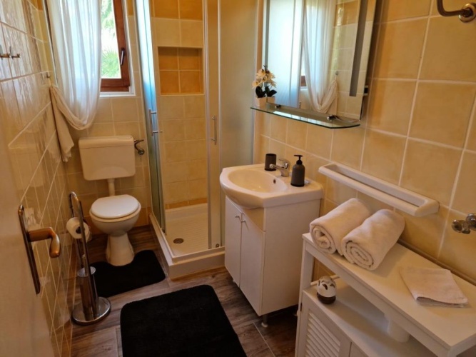 1 Bedroom Apartment with balcony