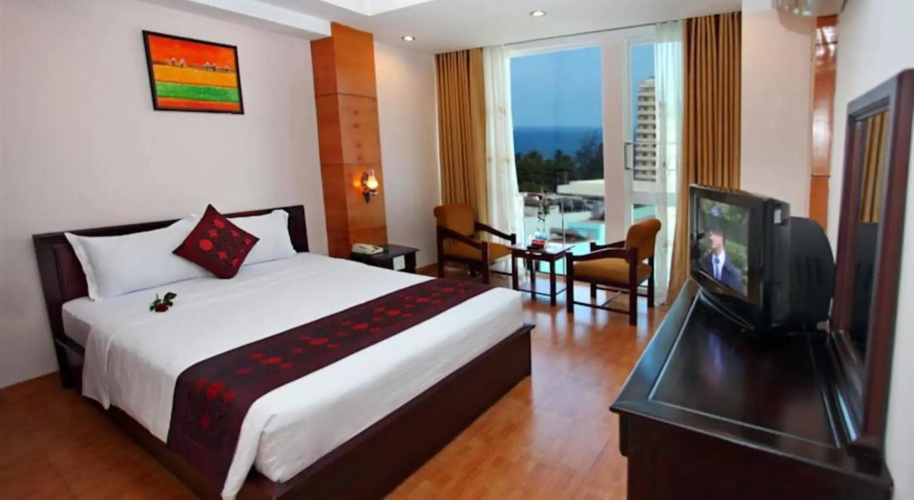 Carina Hotel