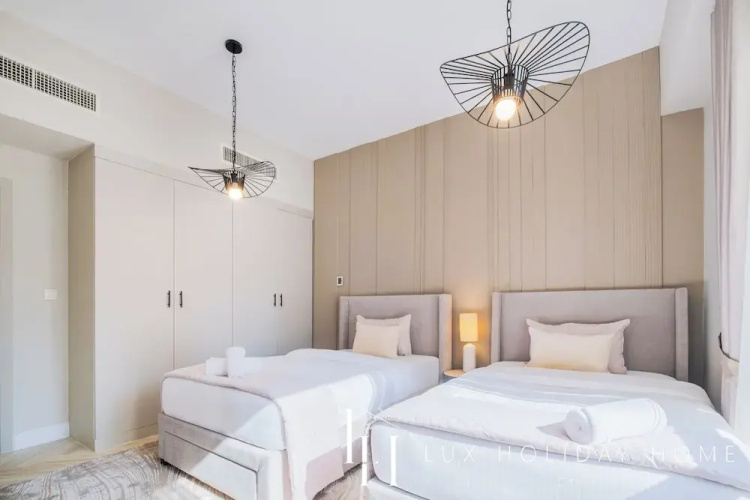 LUX The Luxurious Central JBR Suite 2