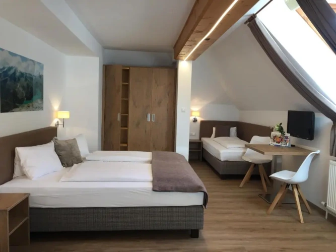 Standard Quadruple room